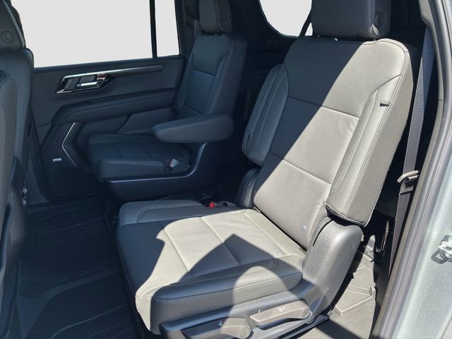 New 2026 Chevrolet Suburban LT w/ Comfort Package AWD/4WD image 12