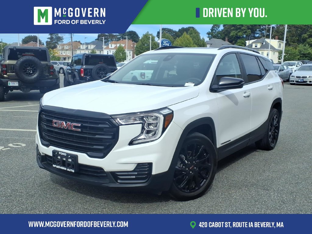 Used 2023 GMC Terrain SLE w/ Driver Convenience Package