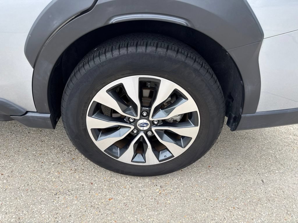 Used 2024 Subaru Outback Touring XT AWD/4WD image 25