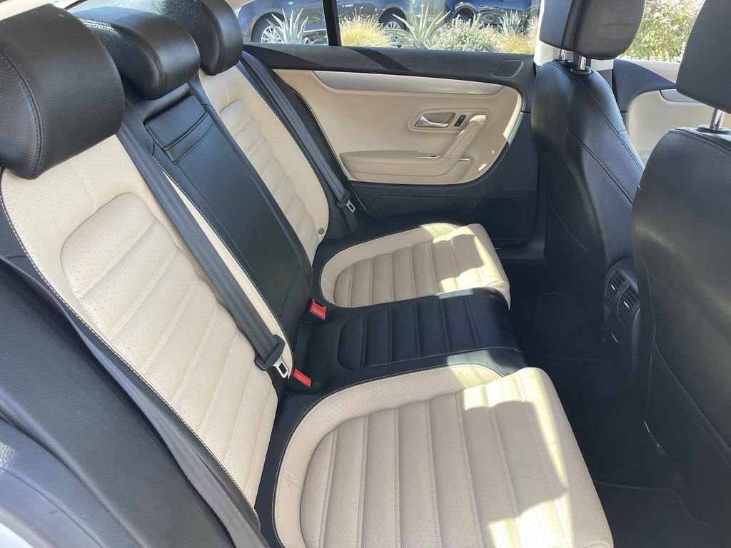 Used 2013 Volkswagen CC Sport image 14