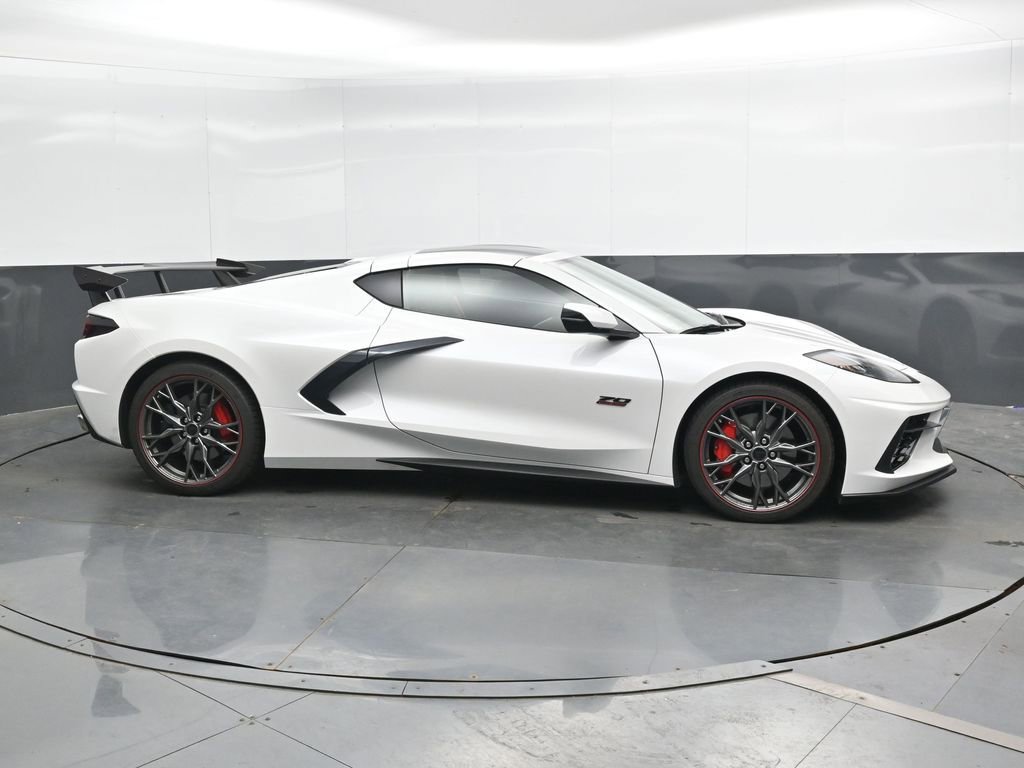 Used 2023 Chevrolet Corvette Stingray Premium Cpe w/ Z51 Performance Package RWD image 5