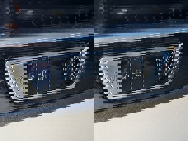 New 2026 Cadillac Lyriq Signature Luxury image 19