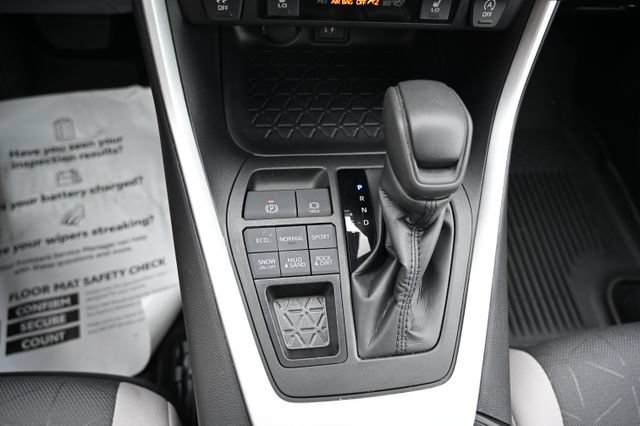 Used 2024 Toyota RAV4 XLE w/ Convenience Package AWD/4WD image 19