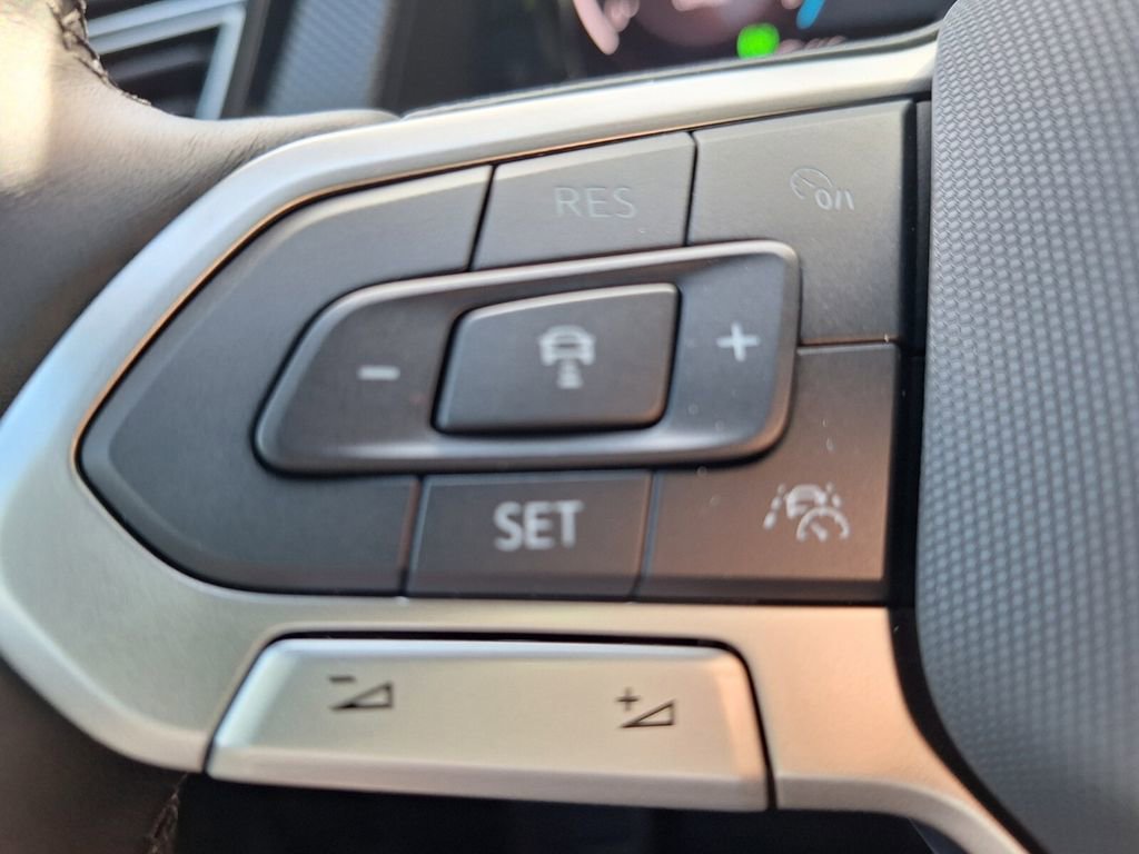 New 2026 Volkswagen Atlas Cross Sport SEL R-Line image 13