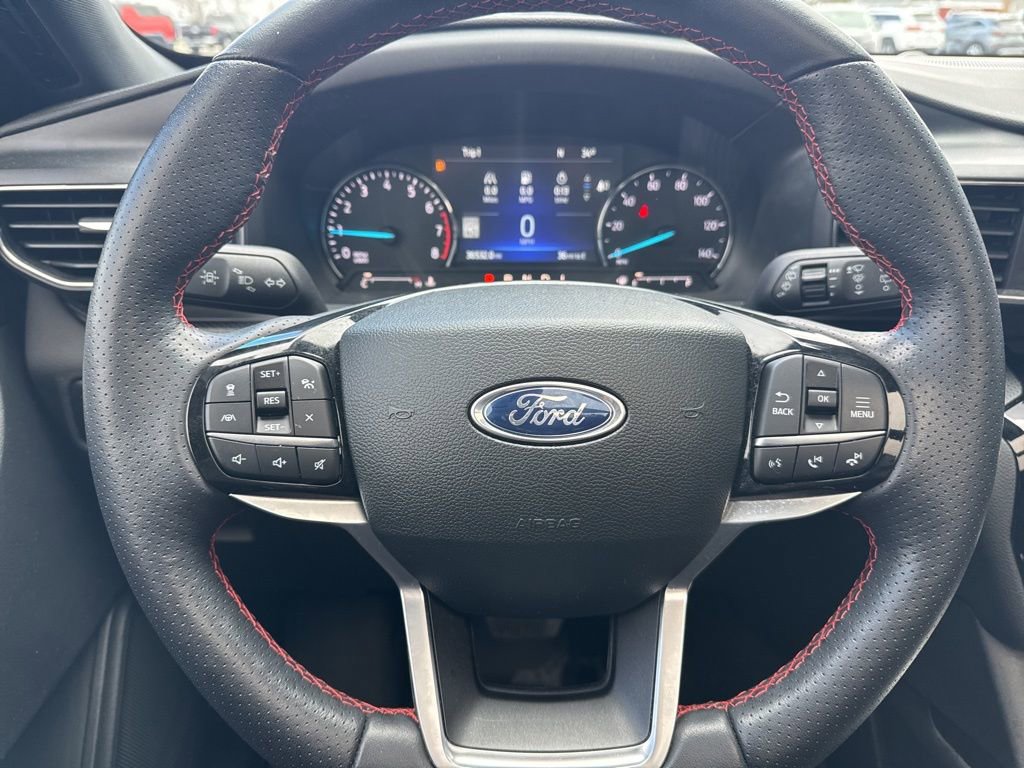 Used 2023 Ford Explorer ST-Line w/ Class IV Trailer Tow Package image 11