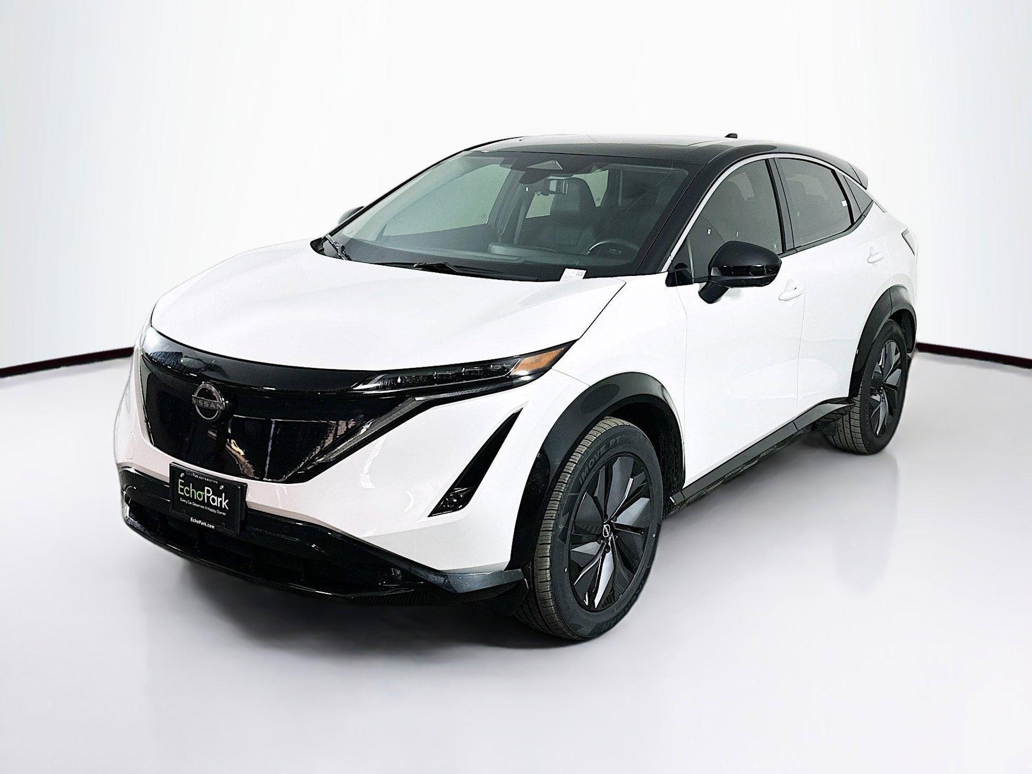 Used 2023 Nissan Ariya FWD image 3