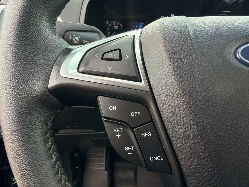 Used 2024 Ford Edge SEL w/ Sport Appearance Package AWD/4WD image 30