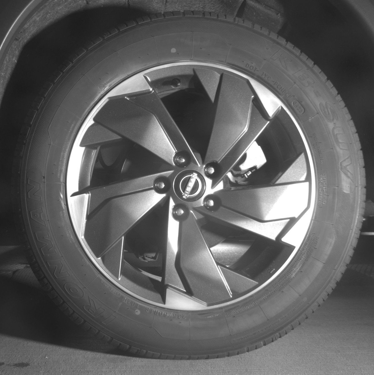 Used 2025 Nissan Rogue SV image 14