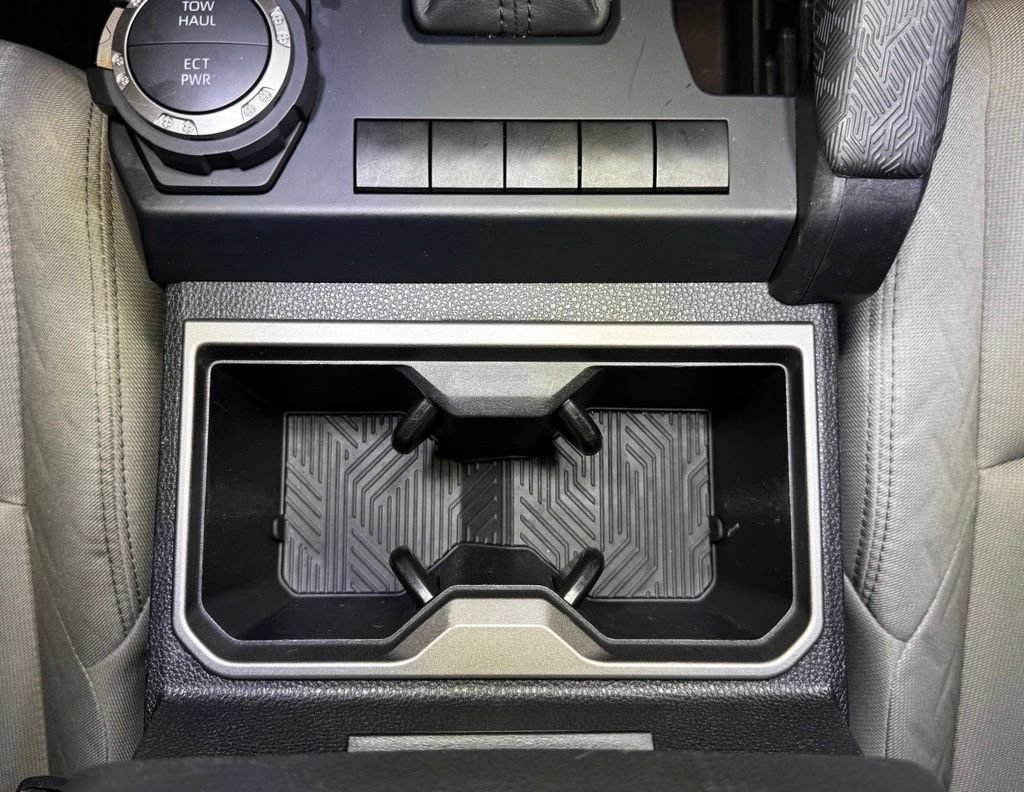 Certified 2025 Toyota Tacoma SR5 AWD/4WD image 36