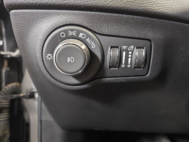 Used 2019 Jeep Compass Limited image 26