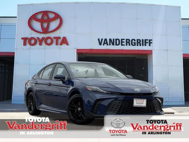 Used 2025 Toyota Camry SE