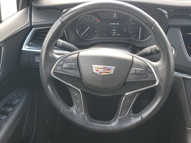 Certified 2022 Cadillac XT5 Premium Luxury w/ LPO, Floor Liner Package AWD/4WD image 30