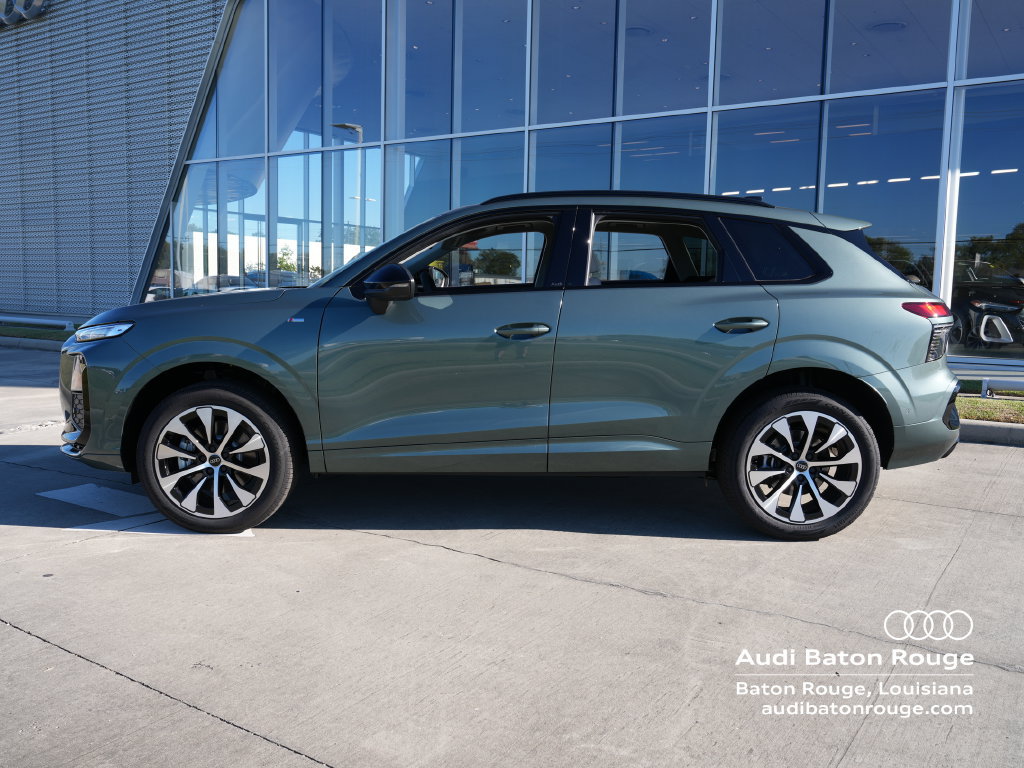 New 2026 Audi Q3 quattro 2.0T AWD/4WD image 2