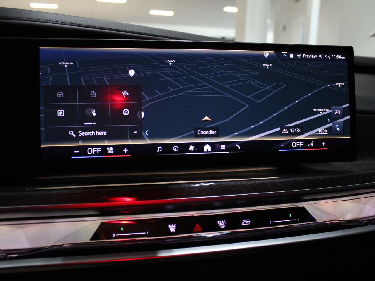 Certified 2024 BMW i7 eDrive50 w/ Executive Package RWD image 19