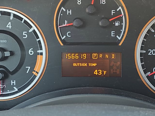 Used 2015 Nissan Titan SV w/ SV Value Truck Package image 16