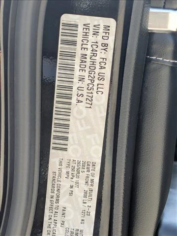 Used 2023 Jeep Grand Cherokee Overland AWD/4WD image 27