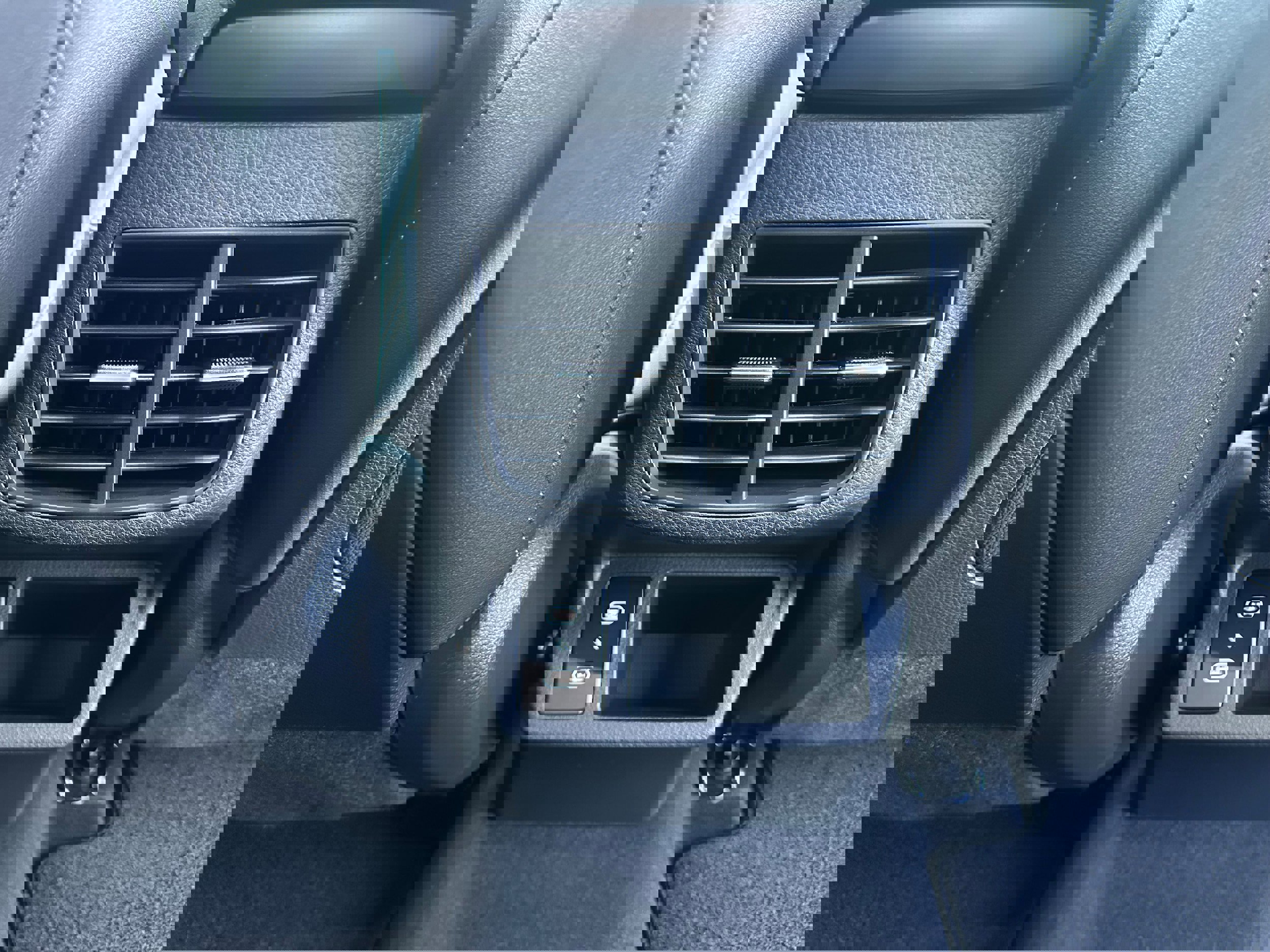 New 2026 Kia Seltos SX w/ SX Sunroof Package image 20