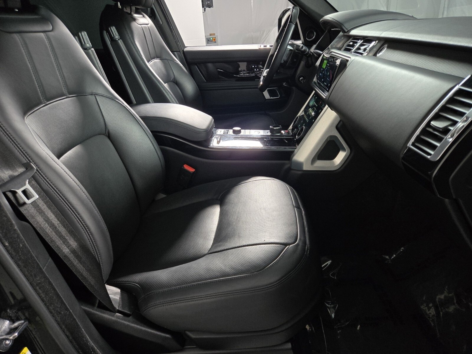 Used 2021 Land Rover Range Rover Westminster Edition image 19