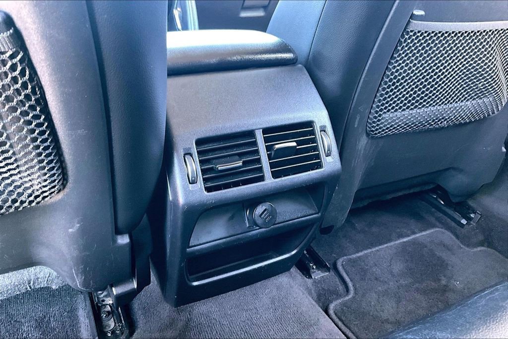 Used 2021 Jaguar E-PACE SE image 10