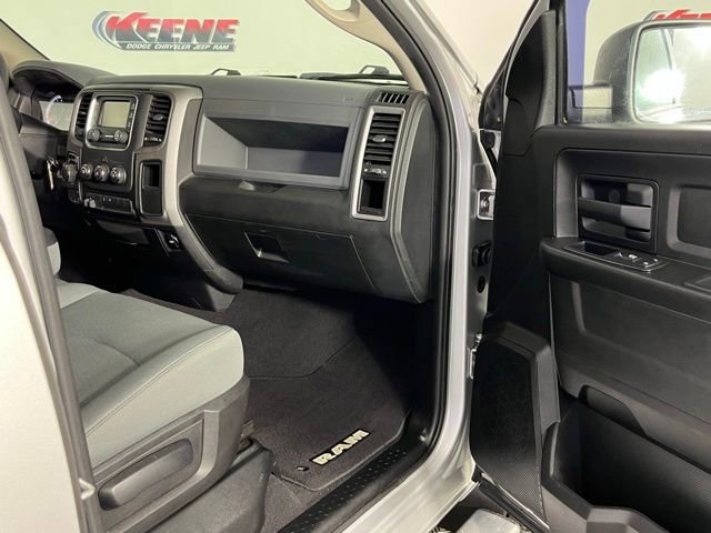 Used 2015 RAM 1500 Express AWD/4WD image 29