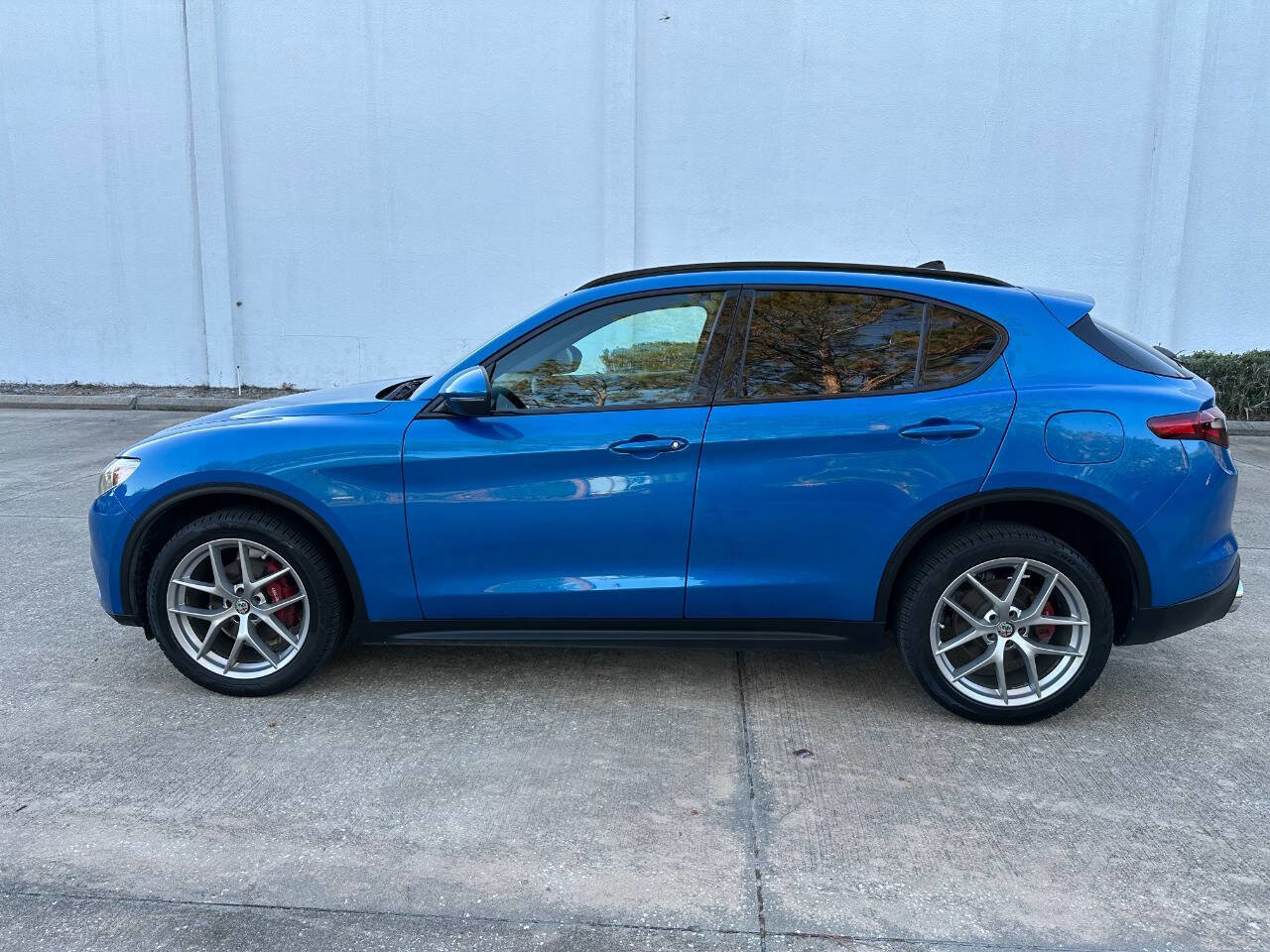 Used 2018 Alfa Romeo Stelvio Ti Sport image 7