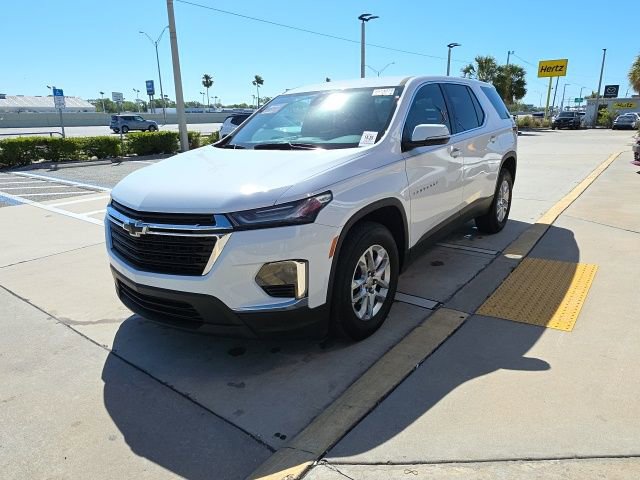 Used 2023 Chevrolet Traverse LS w/ Safety Package image 8