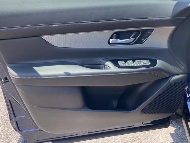 New 2025 Nissan Murano SL w/ Cargo Package AWD/4WD image 12
