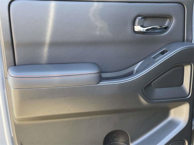 Used 2023 Nissan Frontier PRO-4X w/ Pro Convenience Package image 10