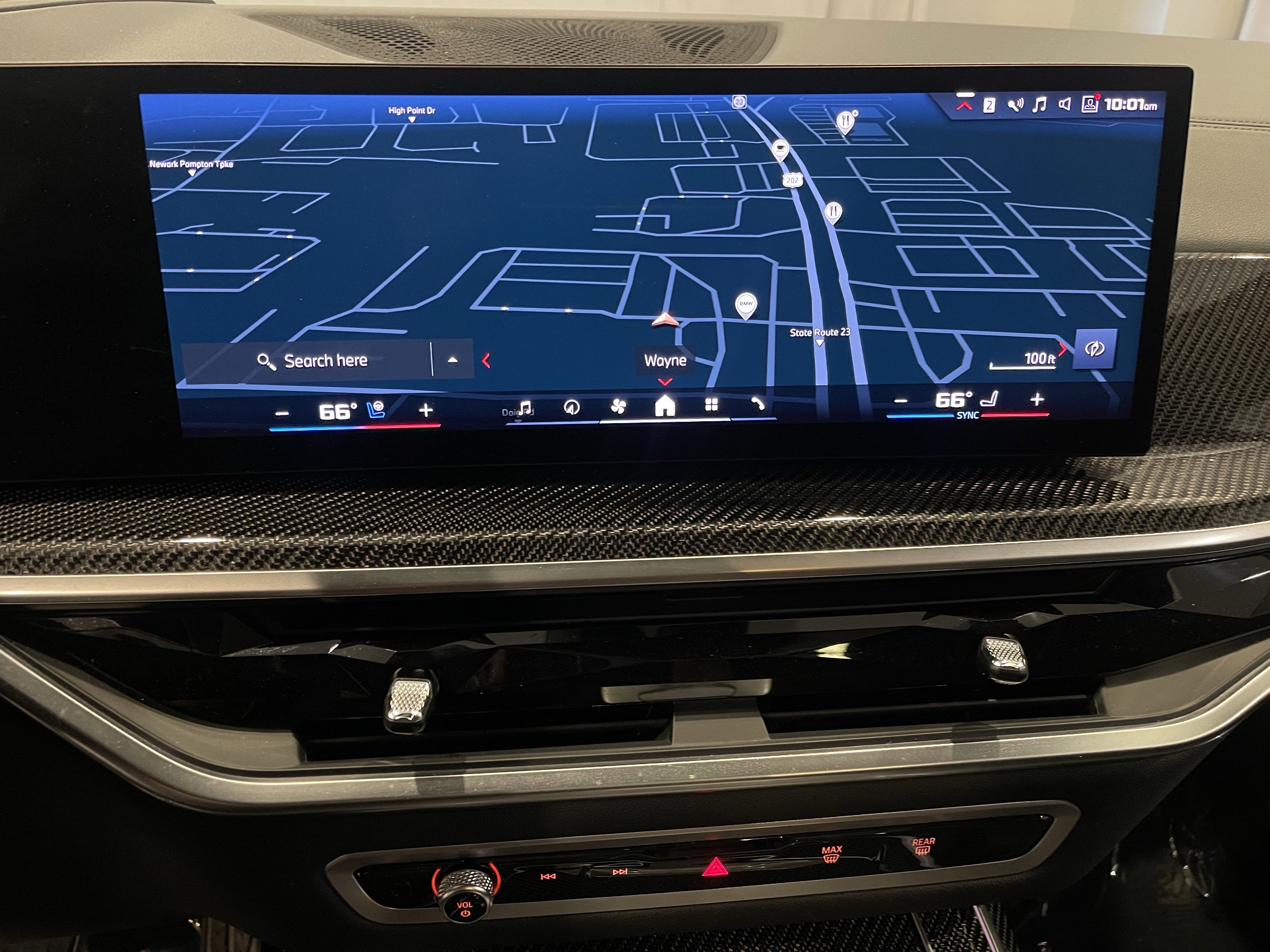 Used 2024 BMW X7 M60i w/ Executive Package image 22