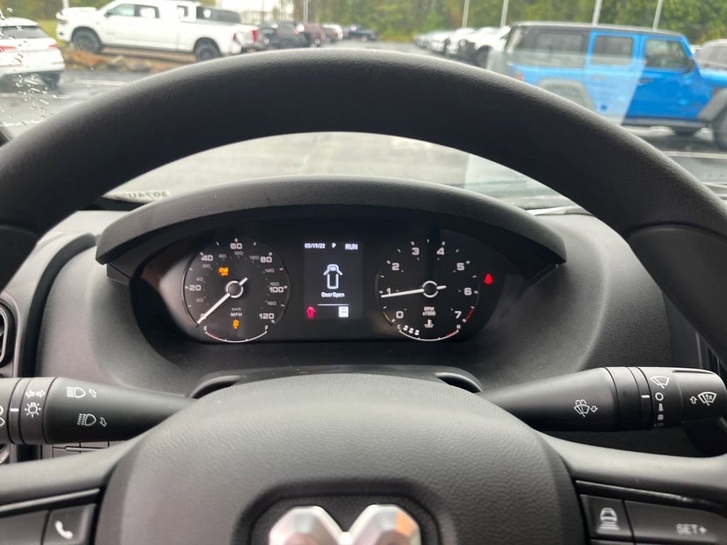 Used 2025 RAM ProMaster 2500 w/ Convenience Group image 27