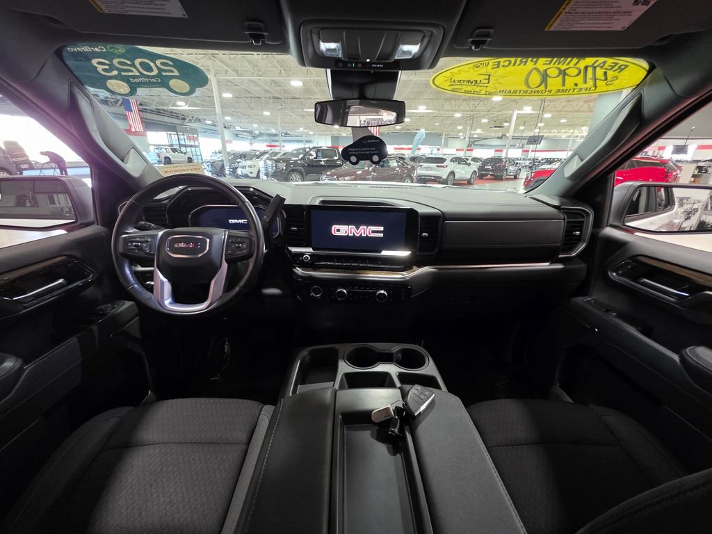 Used 2023 GMC Sierra 1500 Elevation image 19