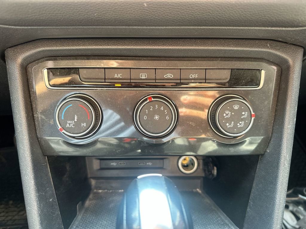 Used 2021 Volkswagen Tiguan S FWD image 19