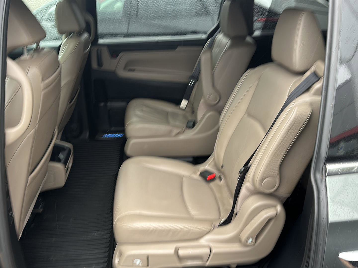 Used 2018 Honda Odyssey Elite image 19