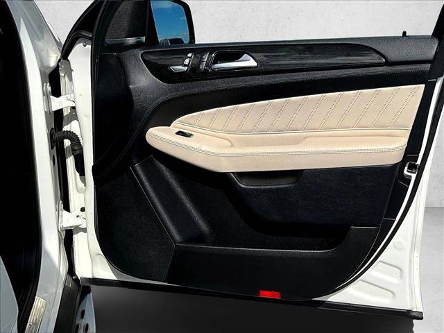 Used 2018 Mercedes-Benz GLE 43 AMG 4MATIC image 19