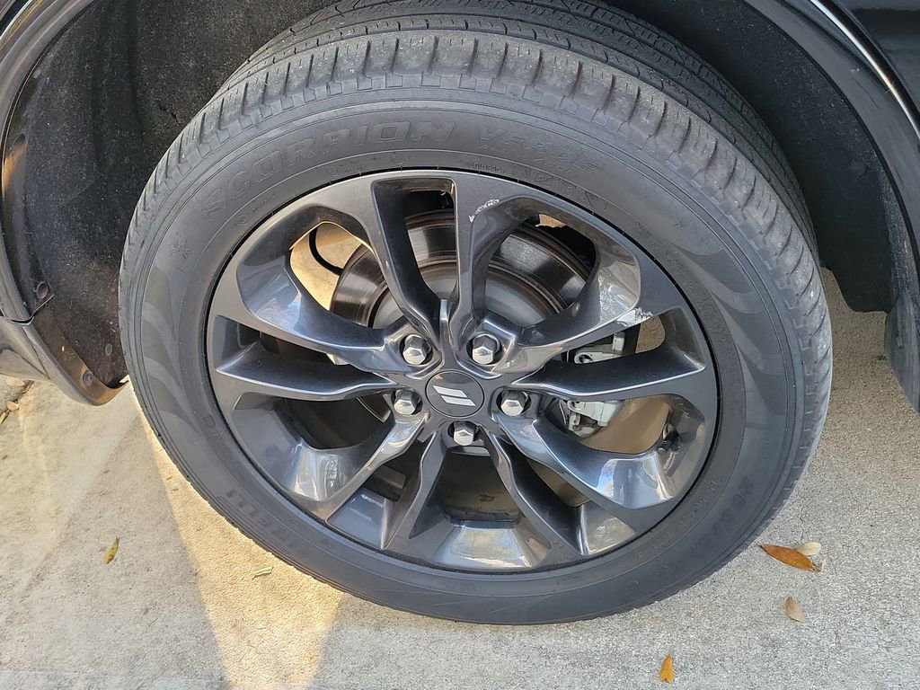 Used 2023 Dodge Durango GT image 13