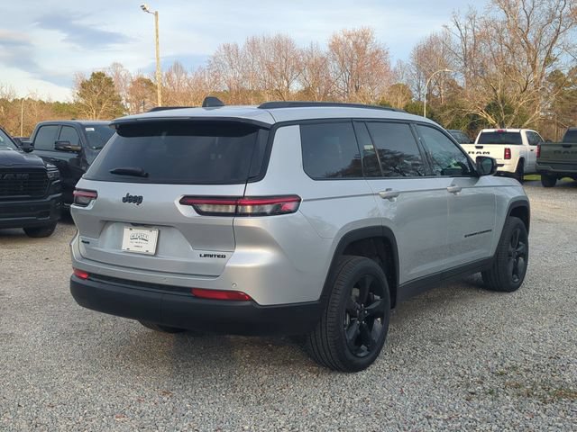 New 2025 Jeep Grand Cherokee L Limited w/ Black Appearance Package AWD/4WD image 5