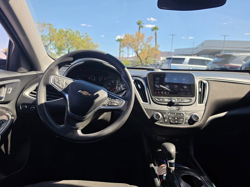 Used 2022 Chevrolet Malibu LT FWD image 12