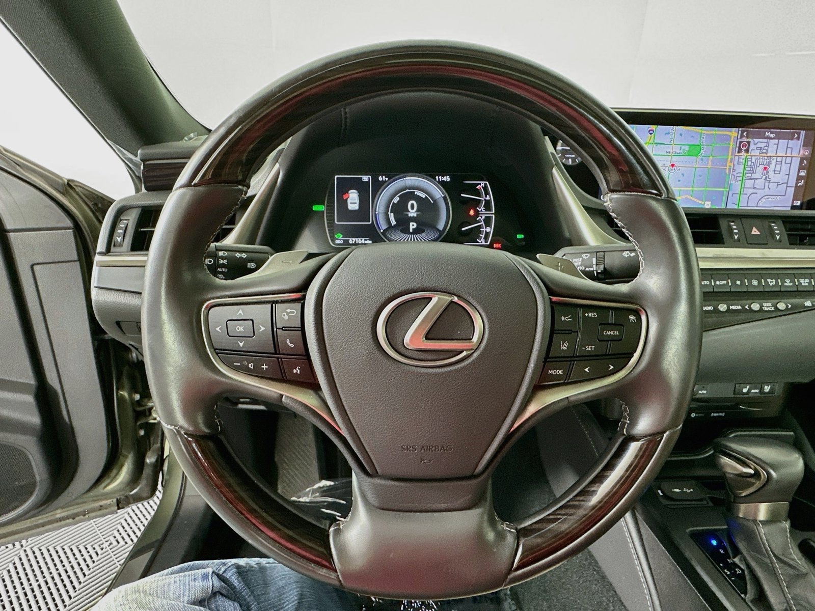 Used 2020 Lexus ES 300h w/ Premium Package FWD image 11