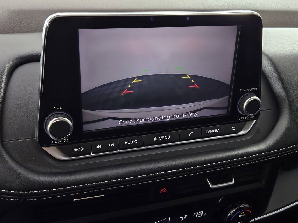 Used 2023 Nissan Rogue SV image 14