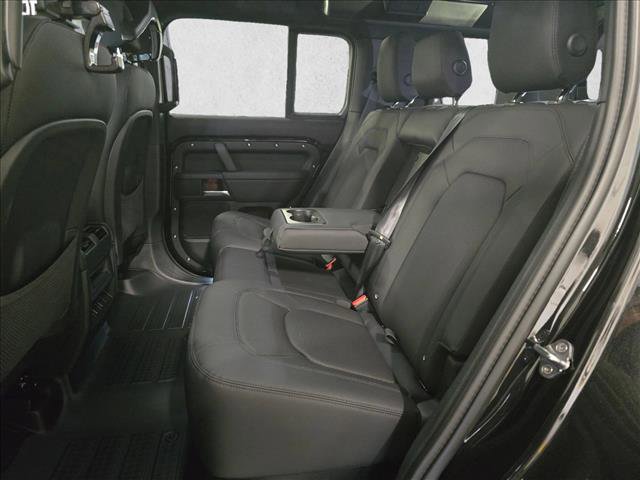 New 2026 Land Rover Defender 110 X-Dynamic SE AWD/4WD image 13