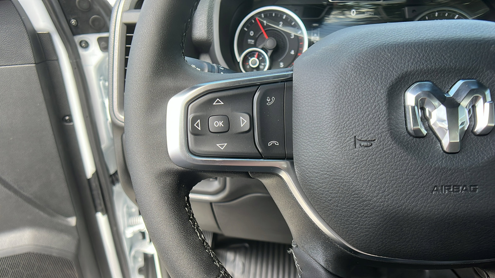 New 2025 RAM 3500 Tradesman AWD/4WD image 20