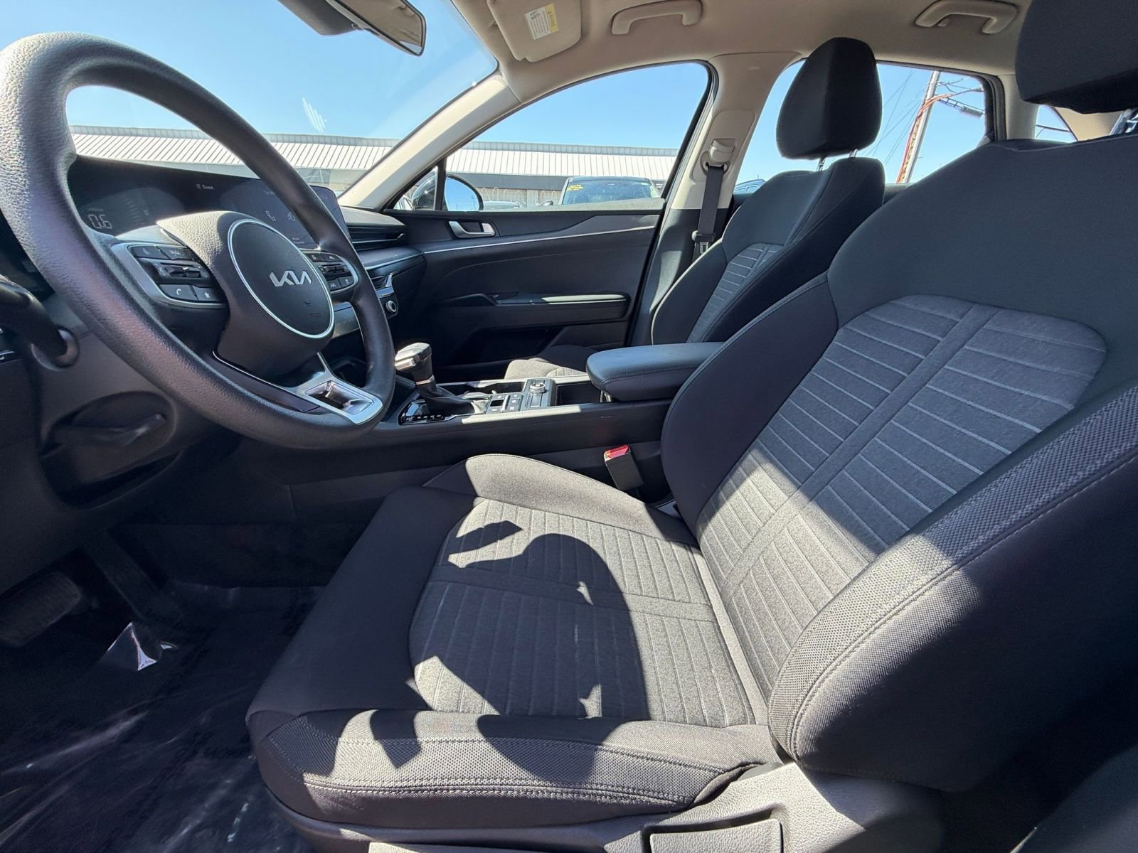 Used 2025 Kia K5 LXS FWD image 25