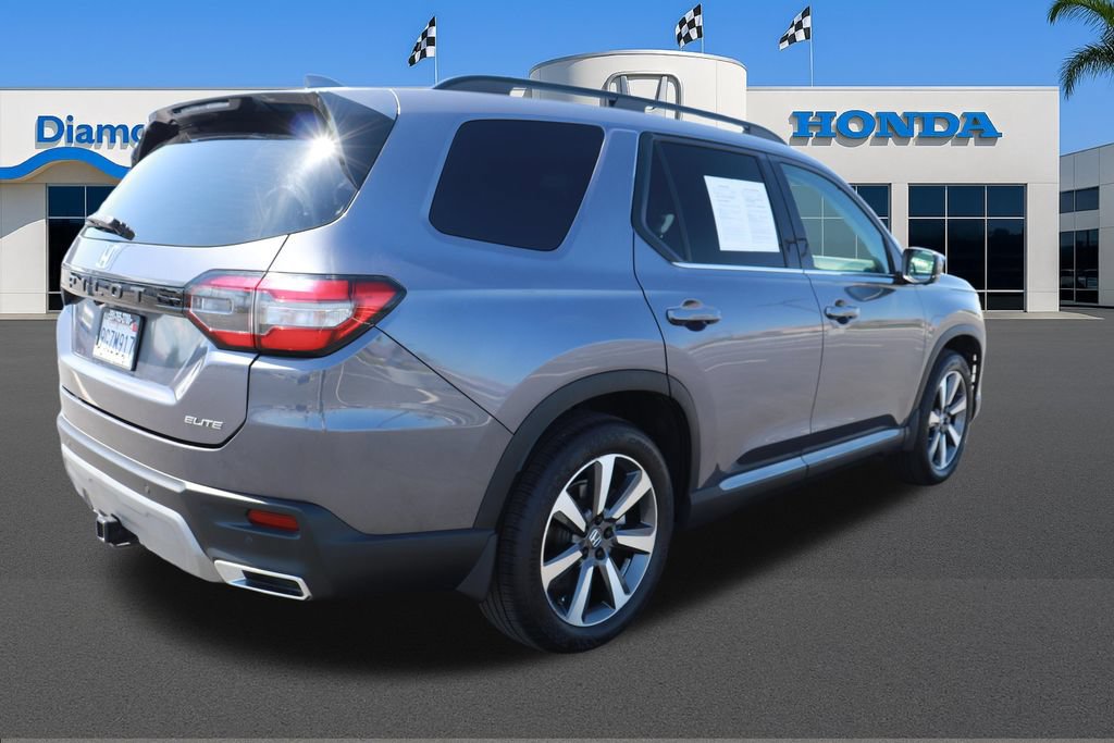Used 2023 Honda Pilot Elite image 6
