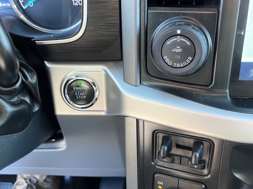 Certified 2022 Ford F150 XLT w/ Equipment Group 302A High image 9