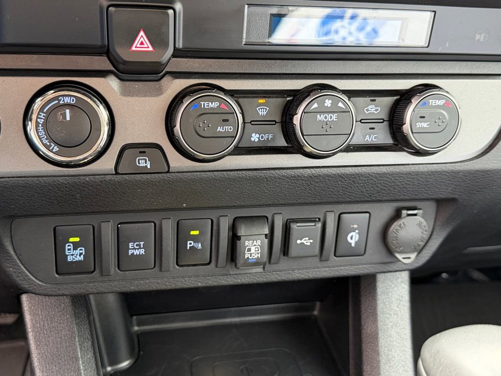 Used 2023 Toyota Tacoma TRD Off-Road w/ Advanced Technology Package AWD/4WD image 22