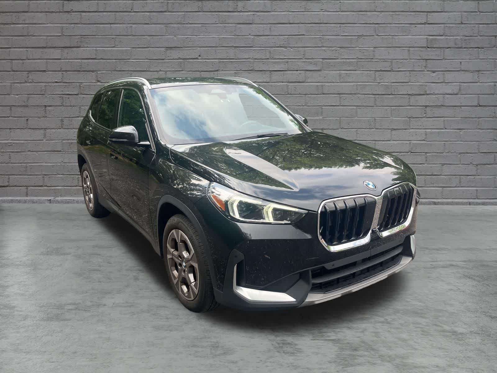 Used 2023 BMW X1 xDrive28i w/ Premium Package AWD/4WD image 7
