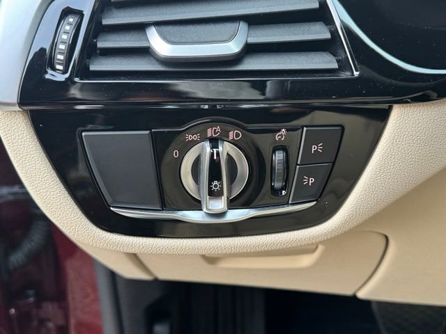 Certified 2023 BMW 530i xDrive 530i xDrive w/ Premium Package image 16