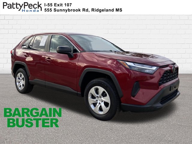 Used 2023 Toyota RAV4 LE AWD/4WD image 1