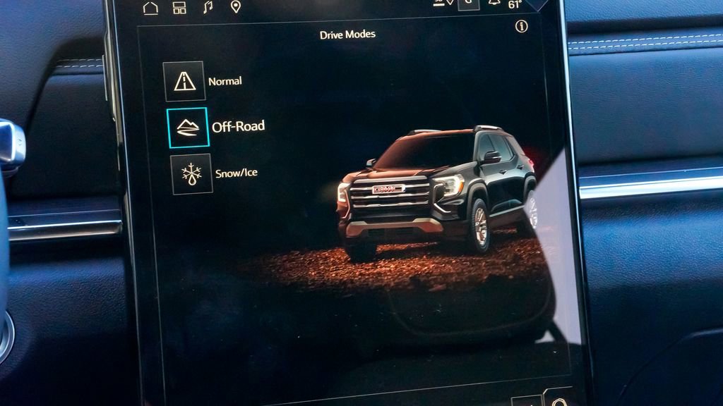 Used 2025 GMC Terrain Elevation image 32