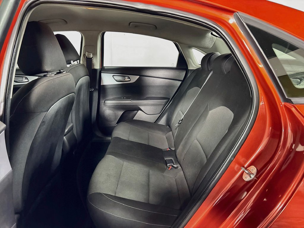 Used 2023 Kia Forte LXS w/ LXS Technology Package FWD image 19